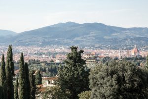Firenze vista da Arcetri. Sullo sfondo il Monte Morello [Roberto Baglioni]